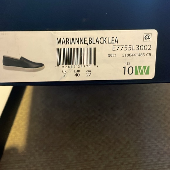 Wide Slip on shoes - Picture 2 of 4